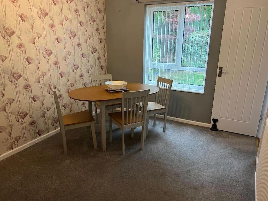 Well Presented 2 Bedroom House Village Holiday Let Strensall エクステリア 写真